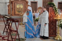 В праздник Преображения Господня митрополит Артемий совершил Божественную литургию в кафедральном соборе