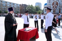 Хабаровский священник благословил выпускников Дальневосточного института МВД