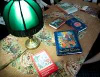 При свете лампы: литературная гостиная в Русской классической школе