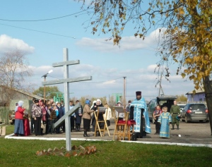 В двойной праздник села Покровка впервые за много лет был отслужен молебен