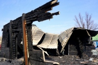 Православная община поселка Солонцовый передала деньги на восстановление сгоревшего храма