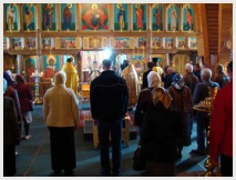 Воскресная служба в кафедральном Свято-Троицком соборе г. Анaдыря (30 августа 2008 года)