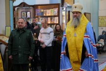 Митрополит Артемий совершил молебен в Успенском соборе по случаю дарения иконы князя Александра Невского 7 ноября 2021 года